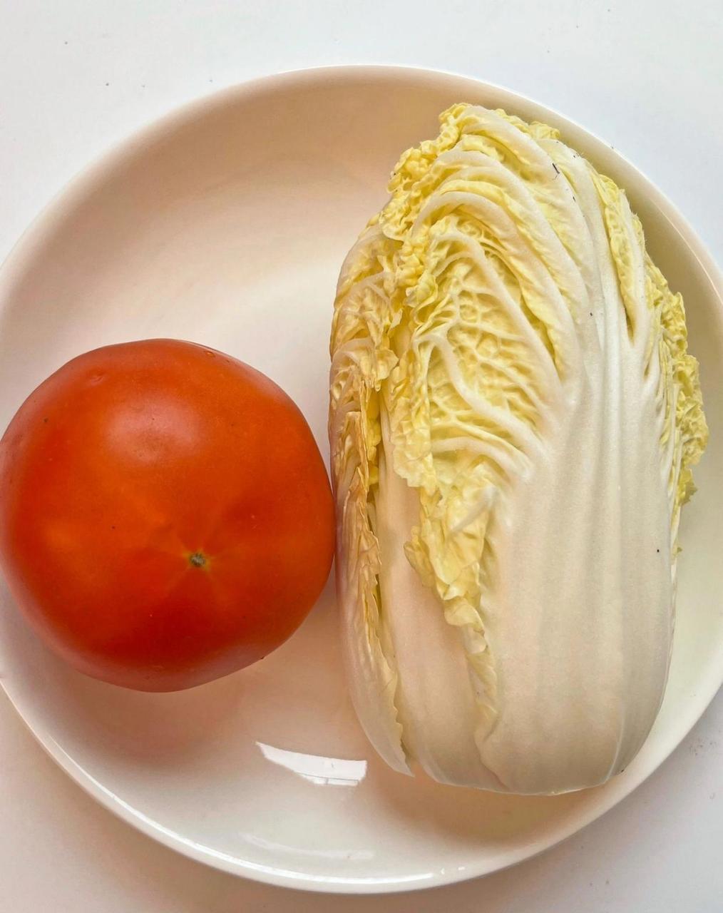 90食材:番茄,娃娃菜 73做法: 115番茄娃娃菜切小块备用 2