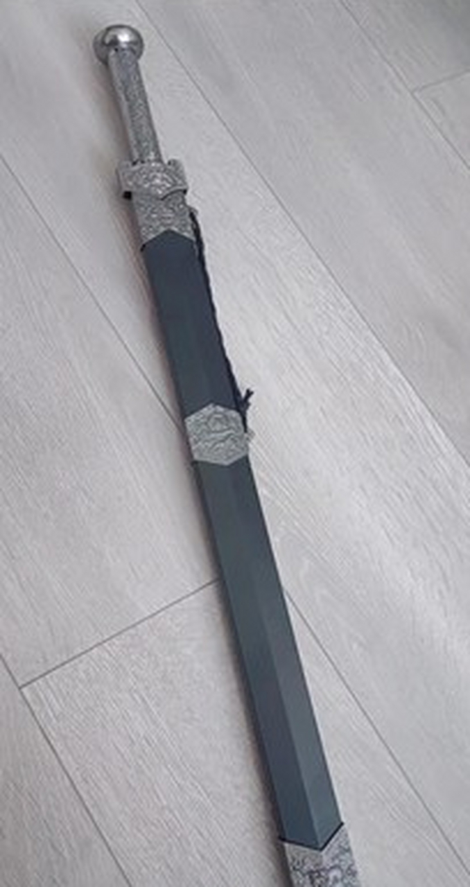 收藏# 是全金属的长度65厘米重量一斤半和商家描述的一样