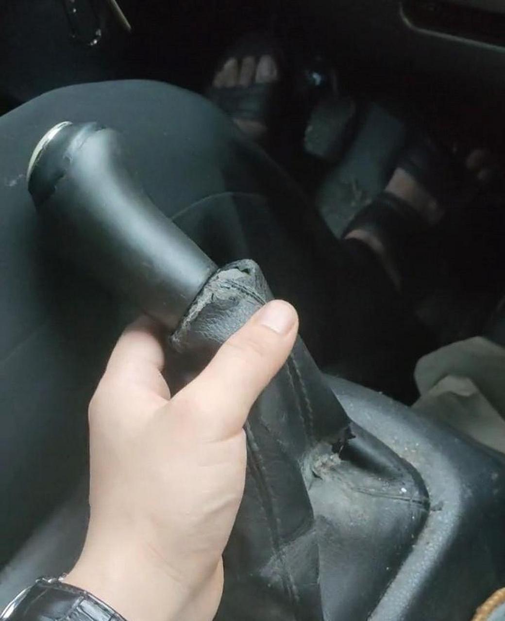 档杆好像是断掉了,这下该怎么办呢?