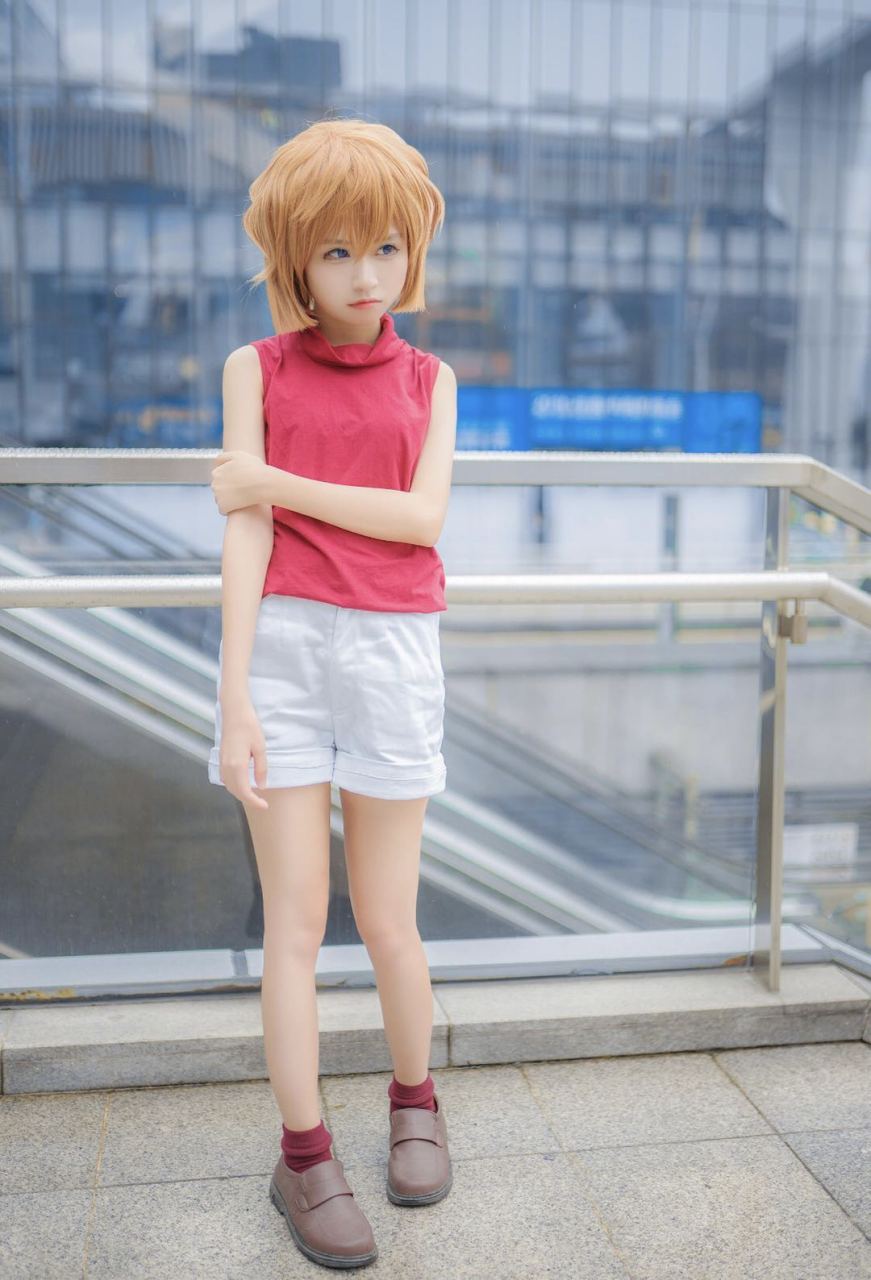 cosplay#名侦探柯南 cos角色:灰原哀 cn:喵呜酱meow 先不说别的