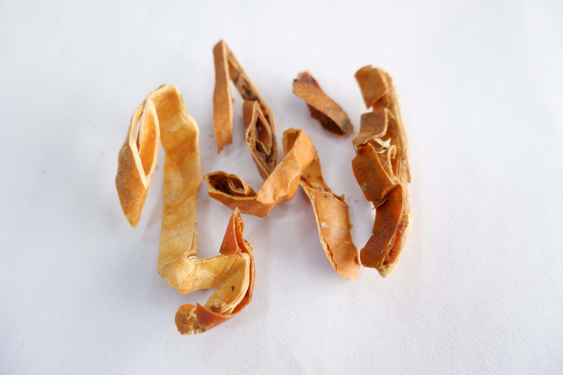 即按照传统,瓜蒌既是食品又是中药材的物质