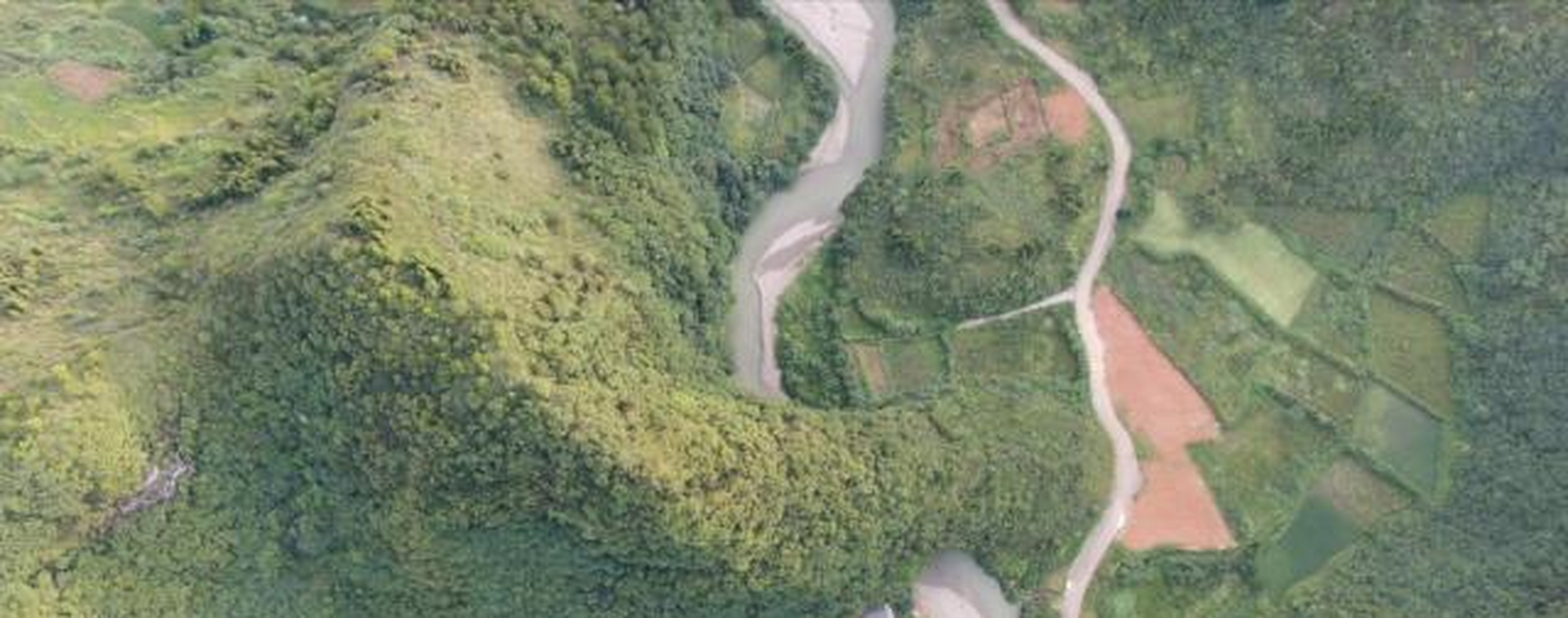 凯里万花谷天生桥,大自然的鬼斧神工,风景超级美[抱抱]