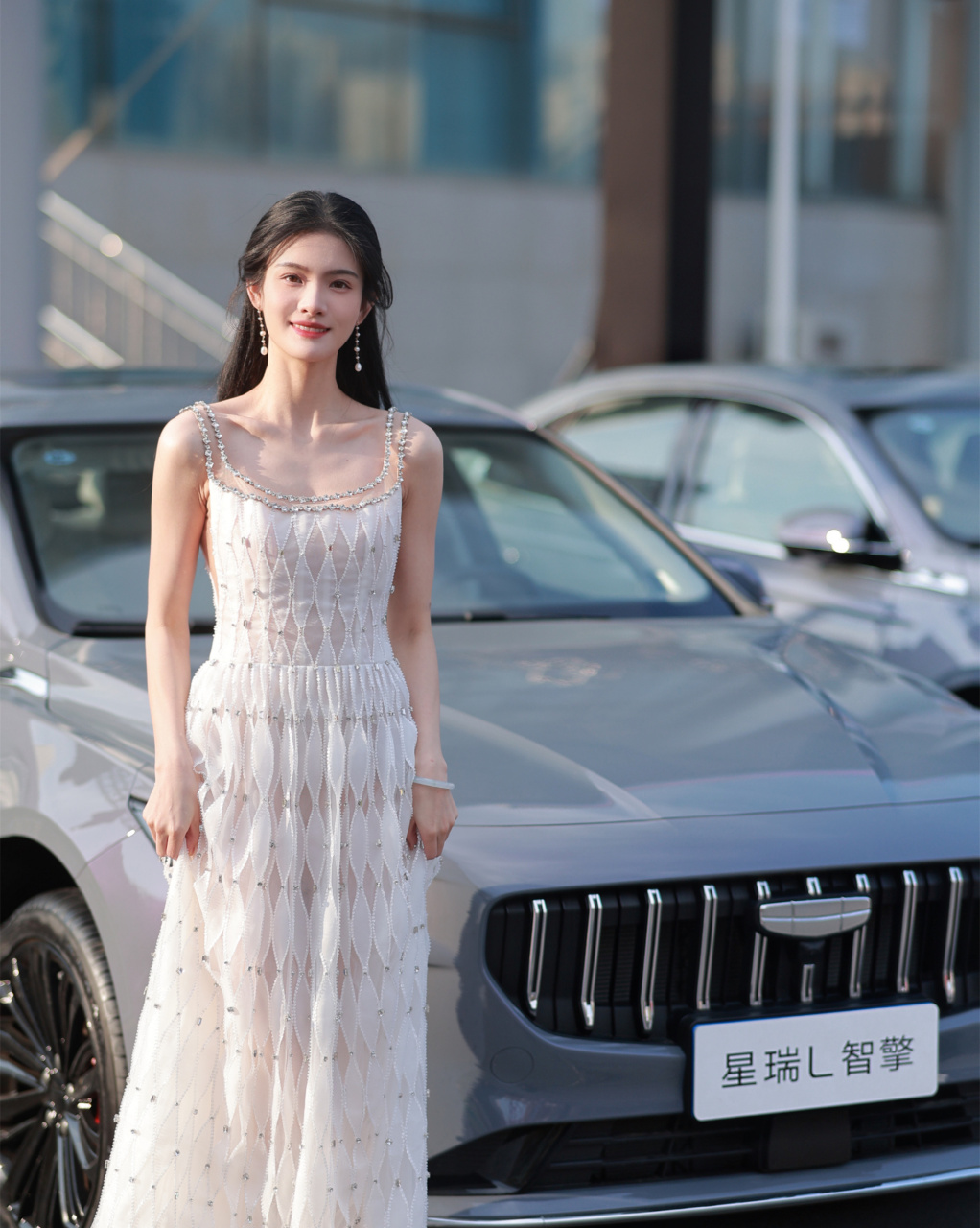 所以,女网红和明星的差距到底在哪儿?