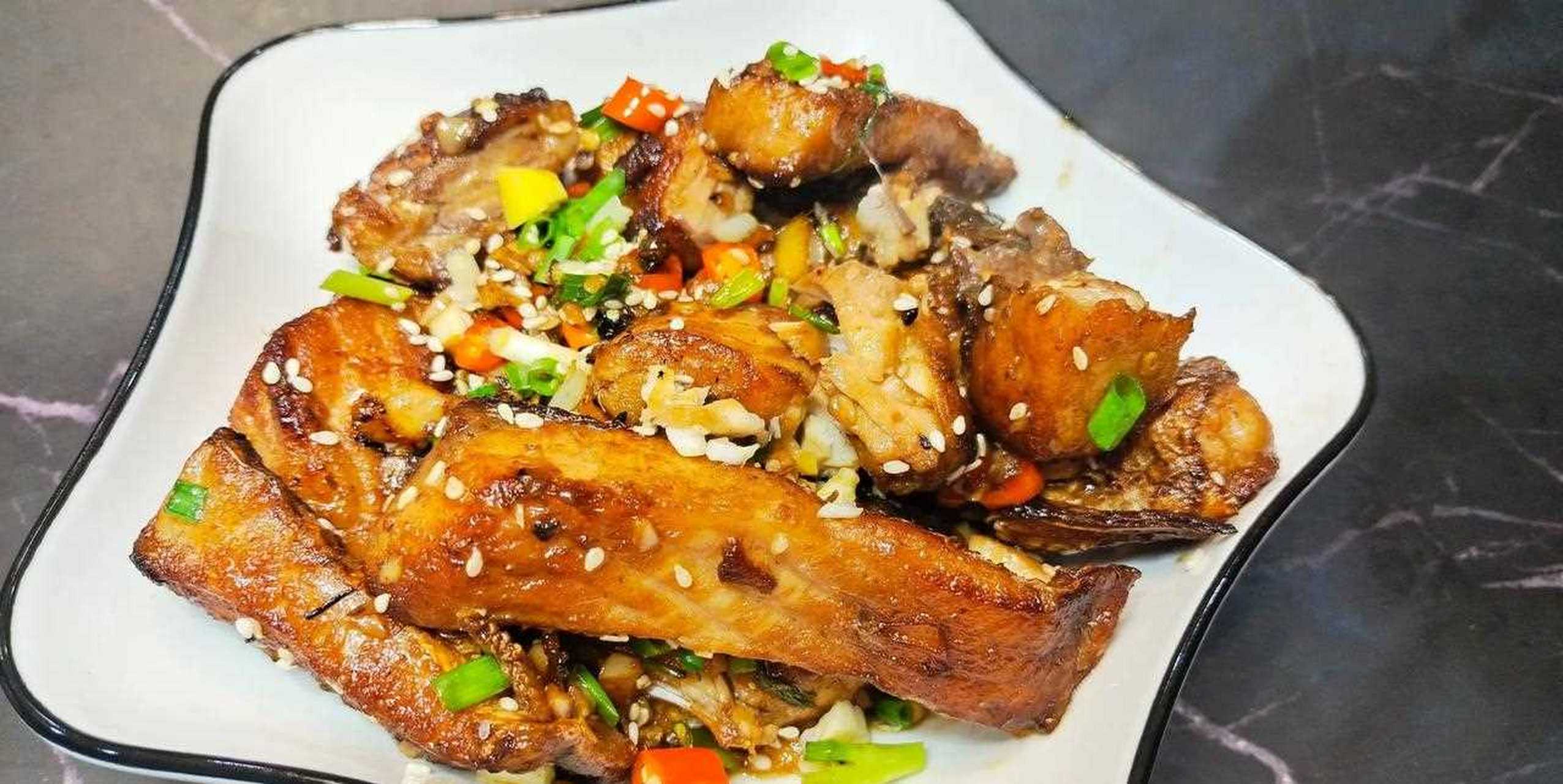 糍粑鱼的做法(糍粑鱼的做法视频)