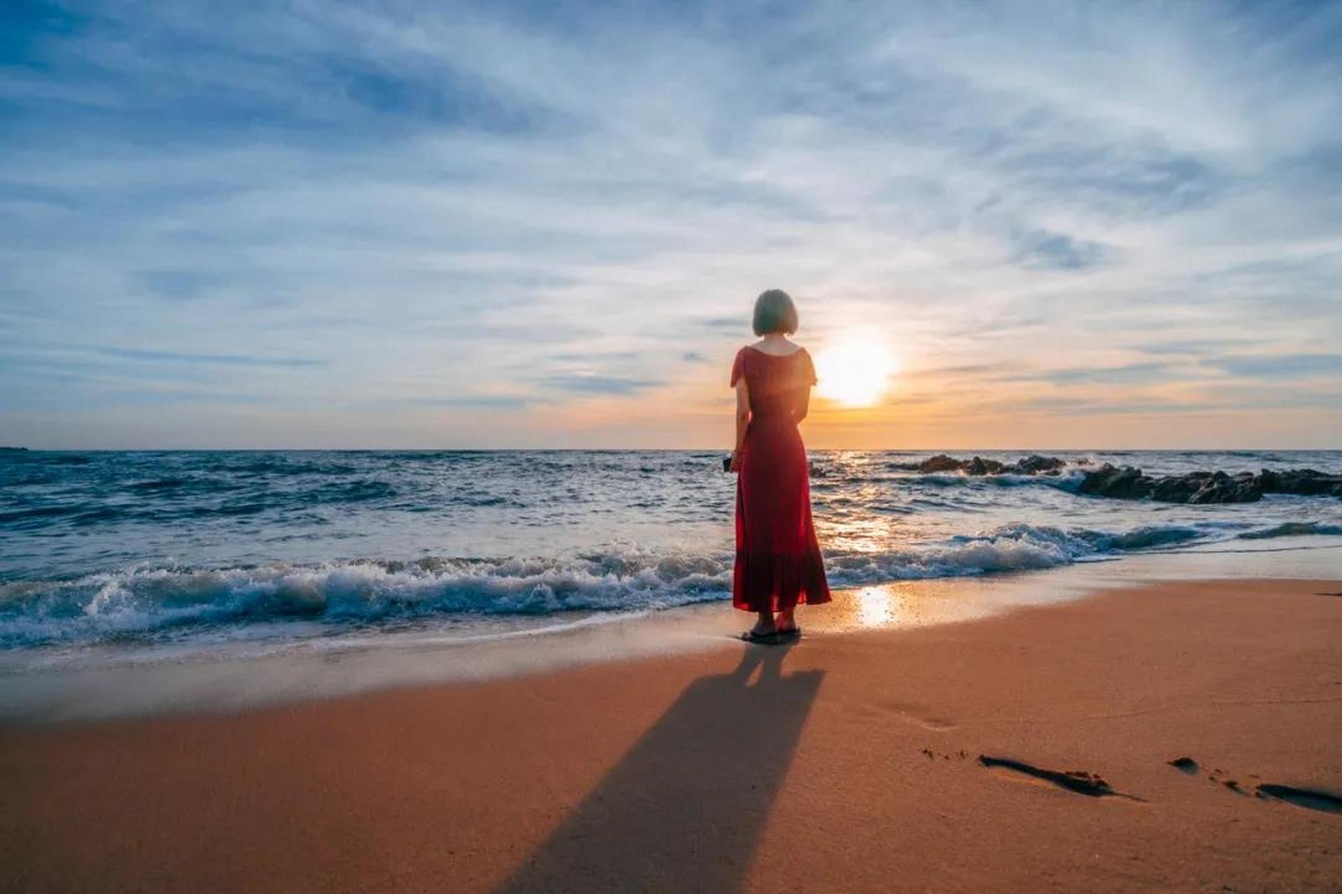 人与人之间,最舒服的关系莫过于不需讨好,安心自在地相处,如此,就算是
