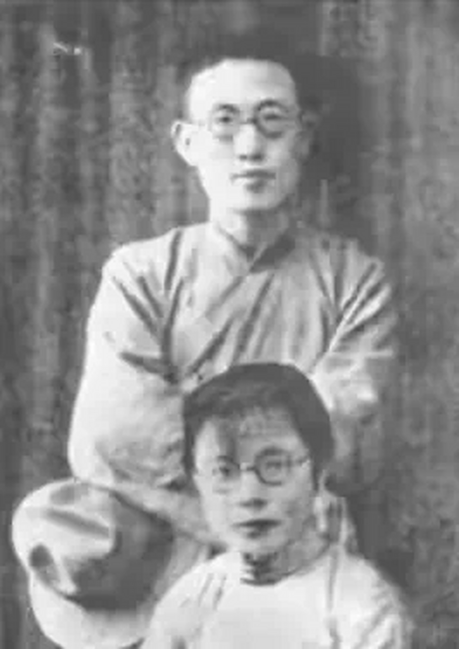 一代才子朱湘为何跳江自杀,妻刘霓君出家 1933年,才子朱湘跳江自杀,他