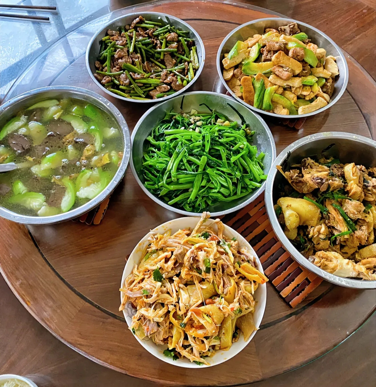 图一,广西朋友请吃饭 图二,江苏朋友请吃饭 图三,湖北朋友请吃饭 图四