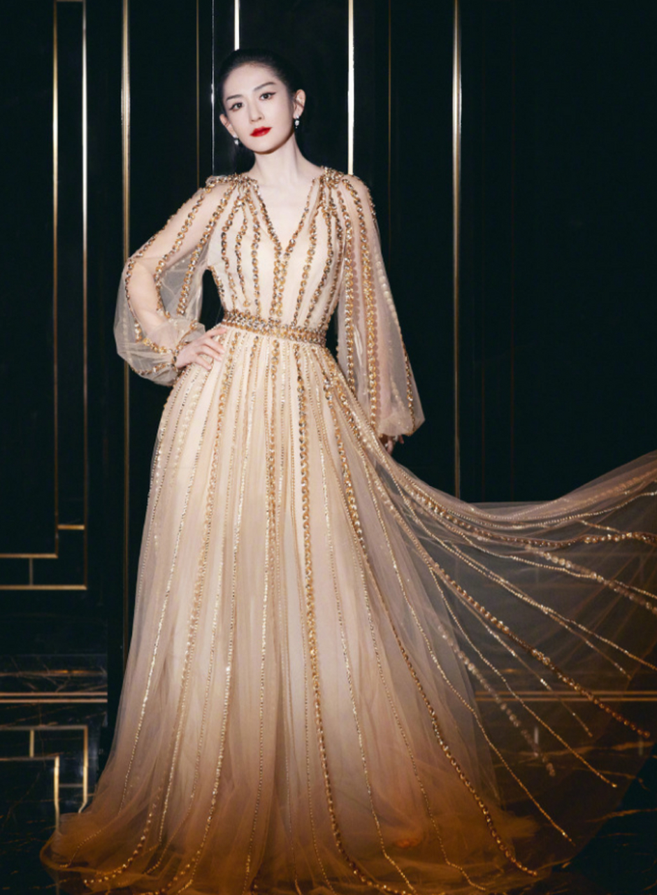 谢娜,登上热搜!