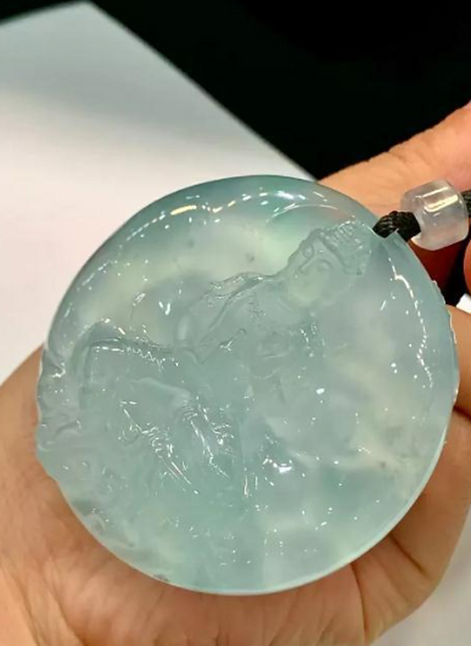 翡翠挂件##点击头像看直播# 木那料,玻璃种观音,天空蓝的底色,超撬