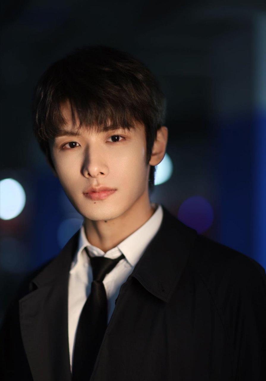 赵弈钦回应# 是不是人火了就有是非啊 反正我看