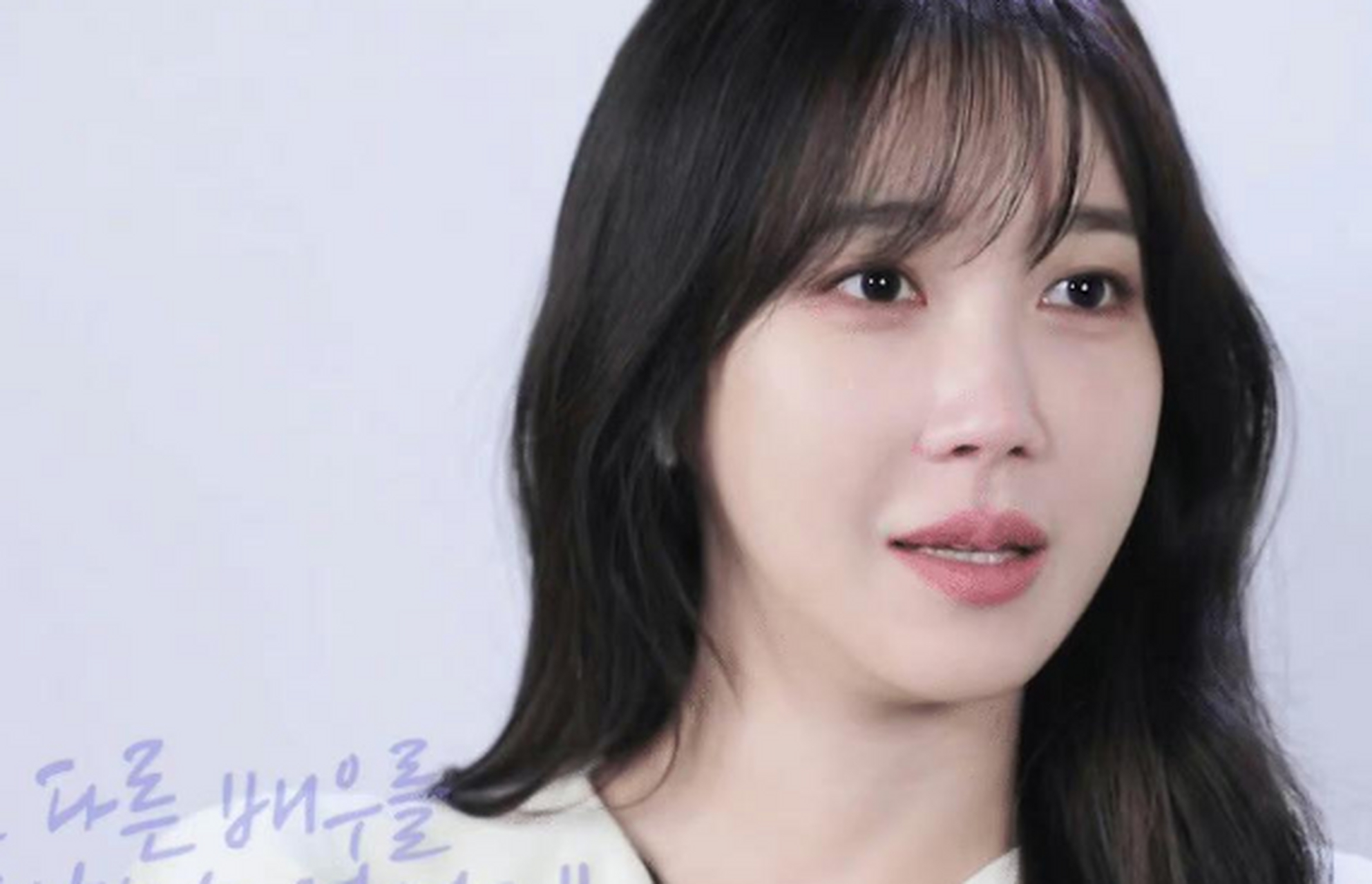 刘仁娜这张脸,越来越像李智雅靠拢了,整容需谨慎!