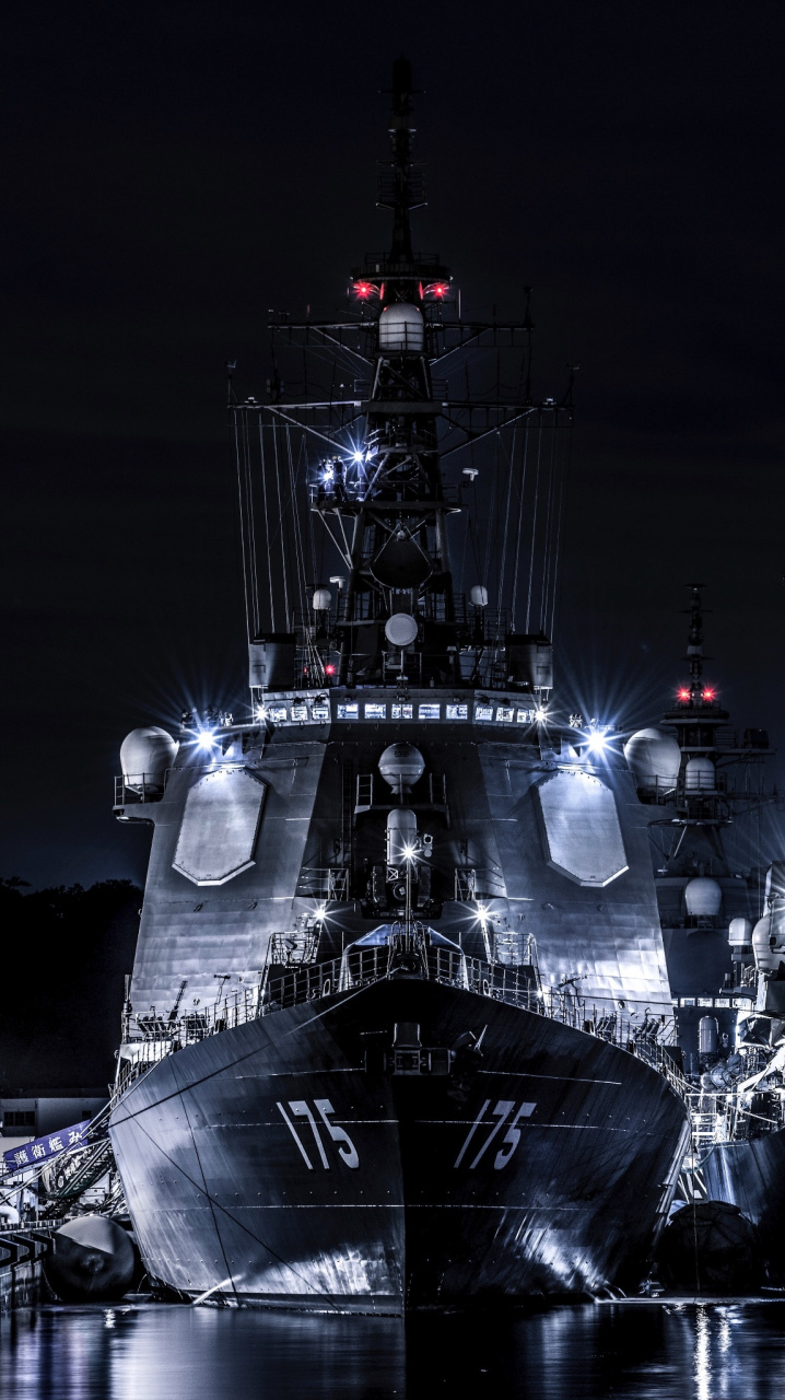 照片中的175妙高号是金刚级的三号舰,这艘舰当年对我们的压力挺大