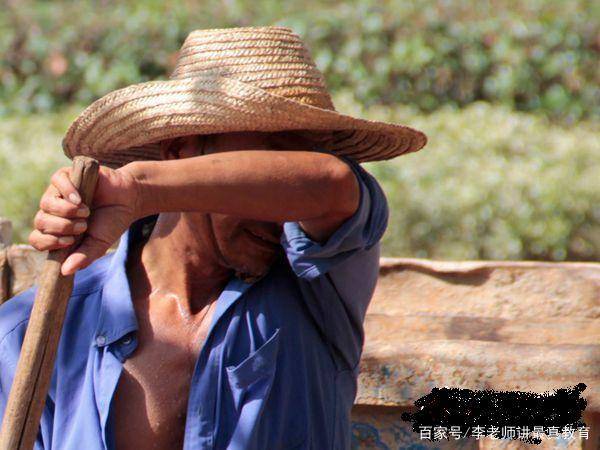 50岁的农村人做点什么挣钱(50多岁在农村适合做什么生意)