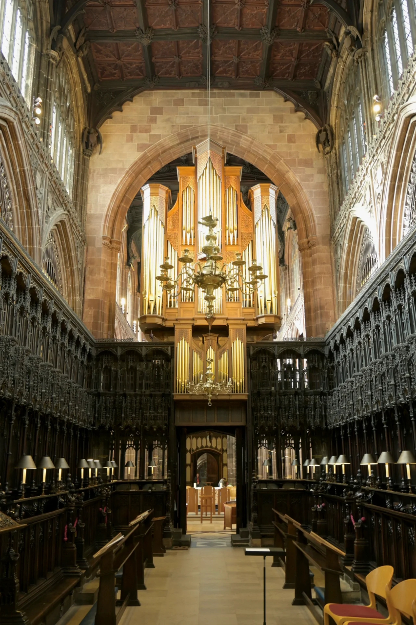 🇬🇧  只需5磅,就能从利兹坐火车去曼彻斯特吃brunch!