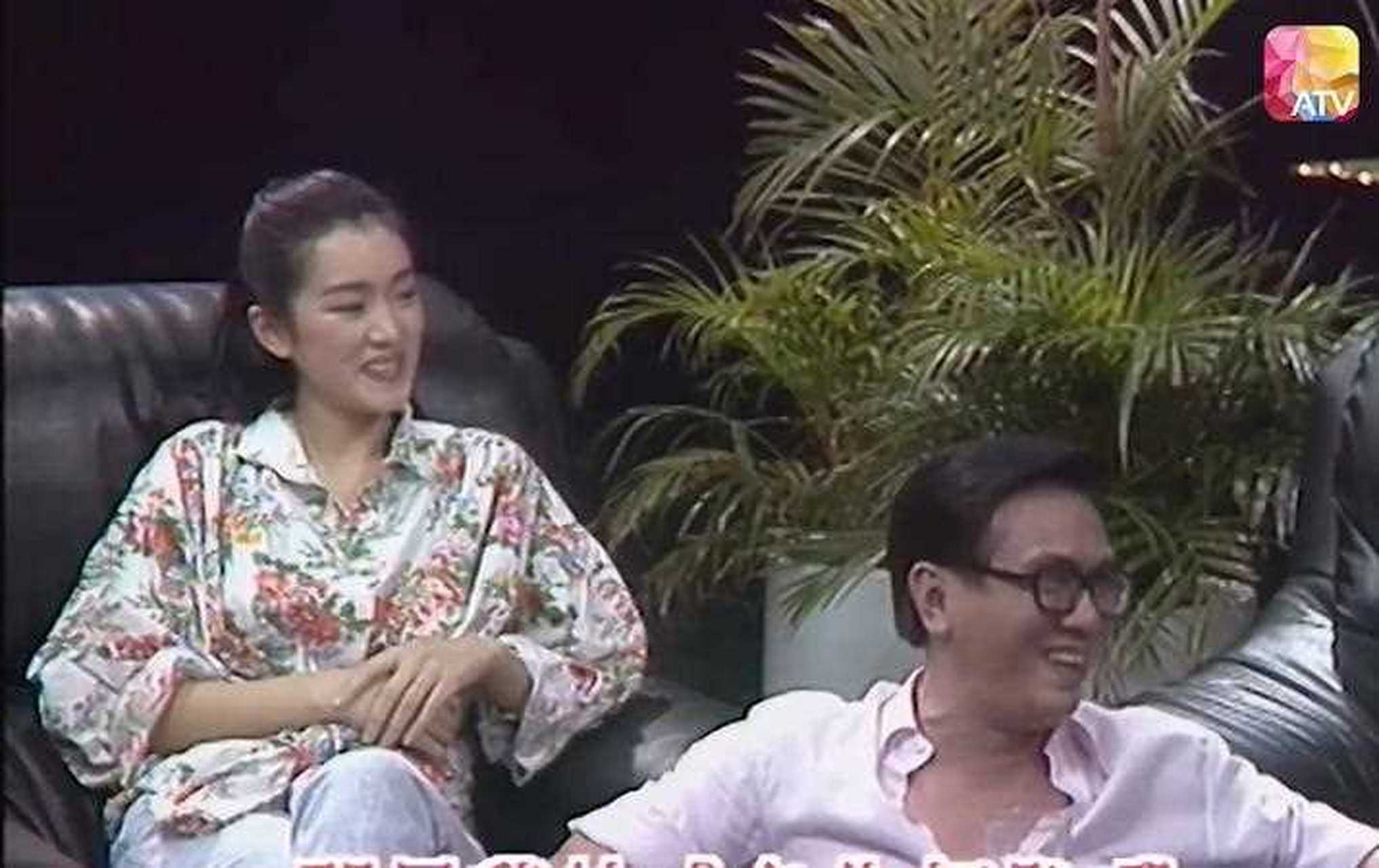 《今夜不设防》某一期,《古今大战秦俑情》剧组的导演程小东,演员