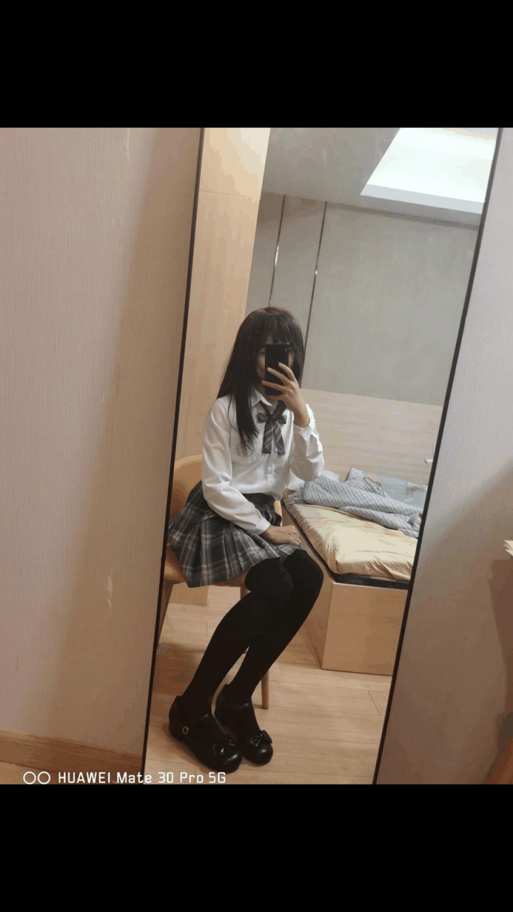 3年后,我们群主的女装是这样的.这对比有点伤害.