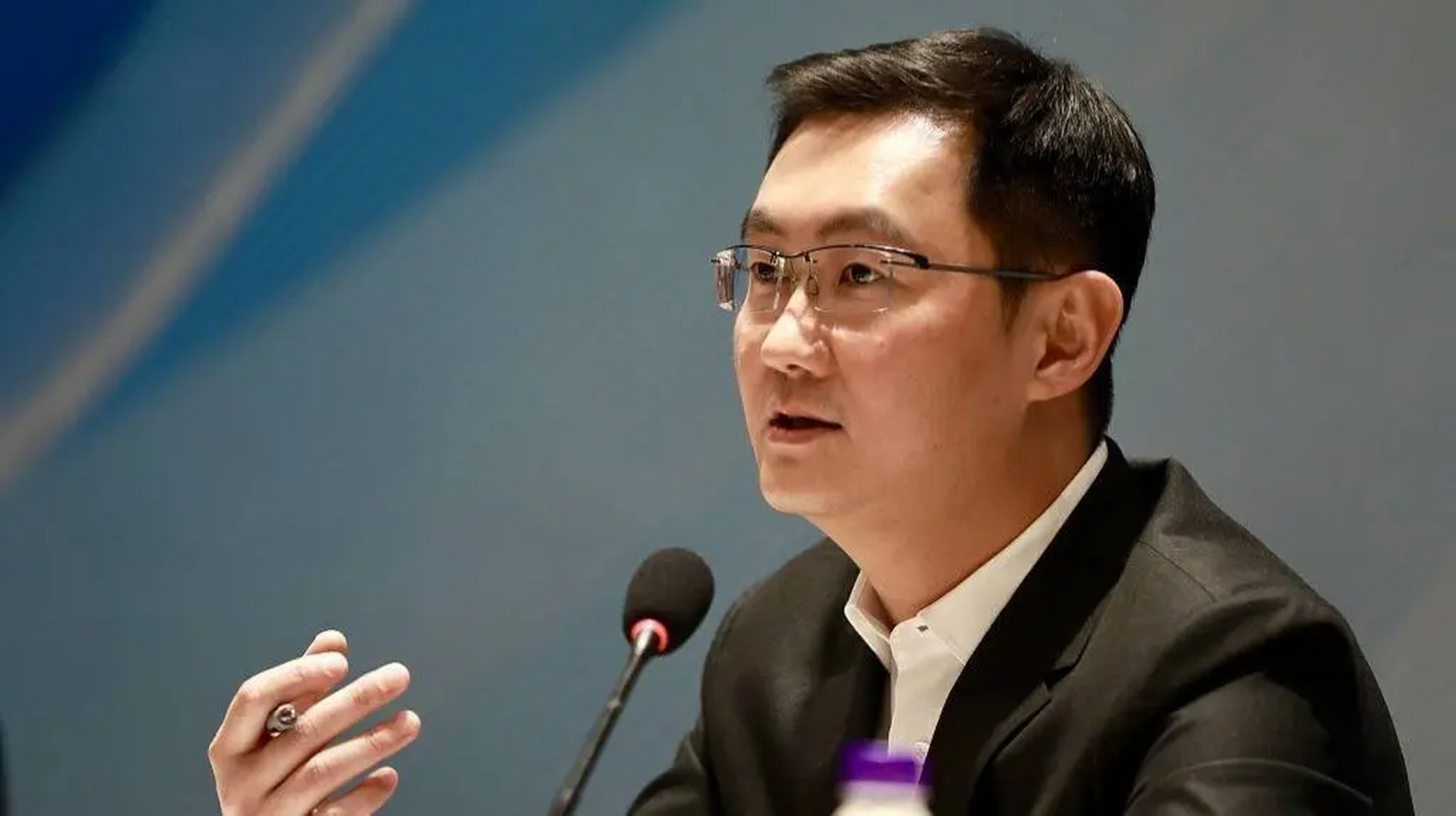 腾讯公司总裁马化腾在公开场合表示,将全力推动微信支付的升级改造