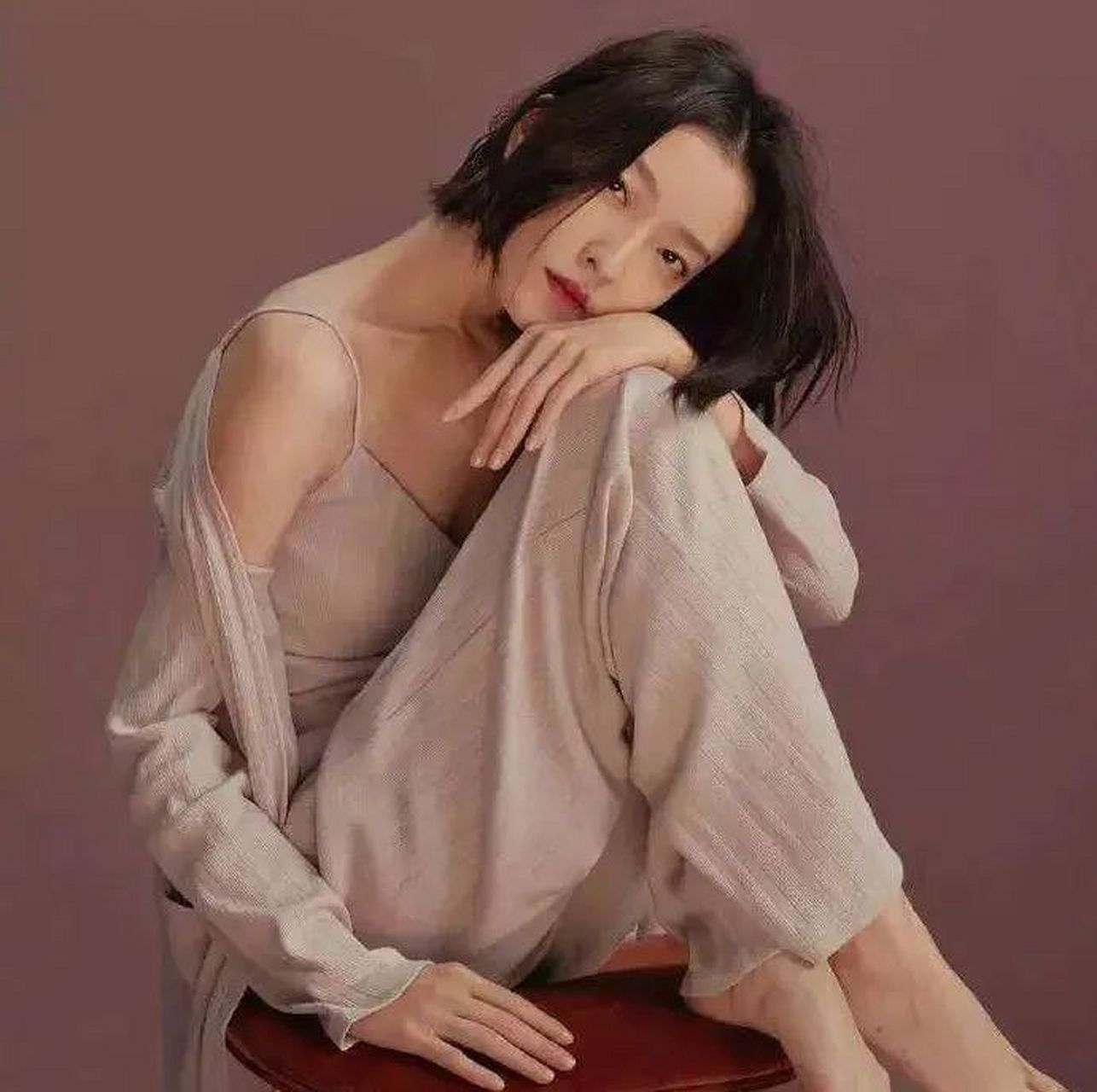 看似长相普通,实际上却让人欲罢不能的女明星之杜鹃  被不少人称为"