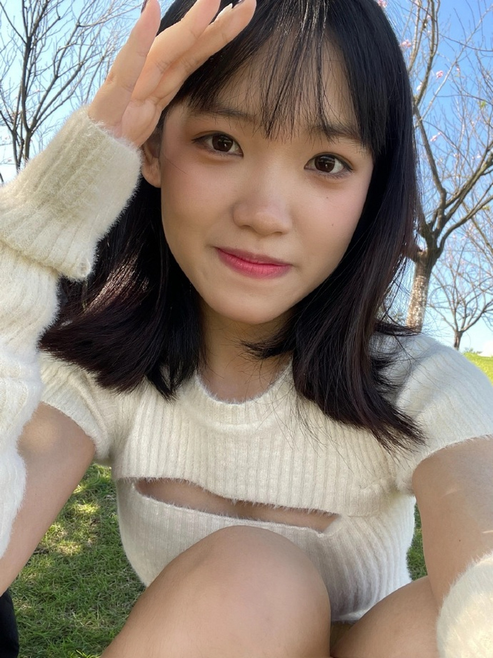大眼睛甜美气质短发可爱小表妹今日份自拍照#表妹# #美女# #养眼美女