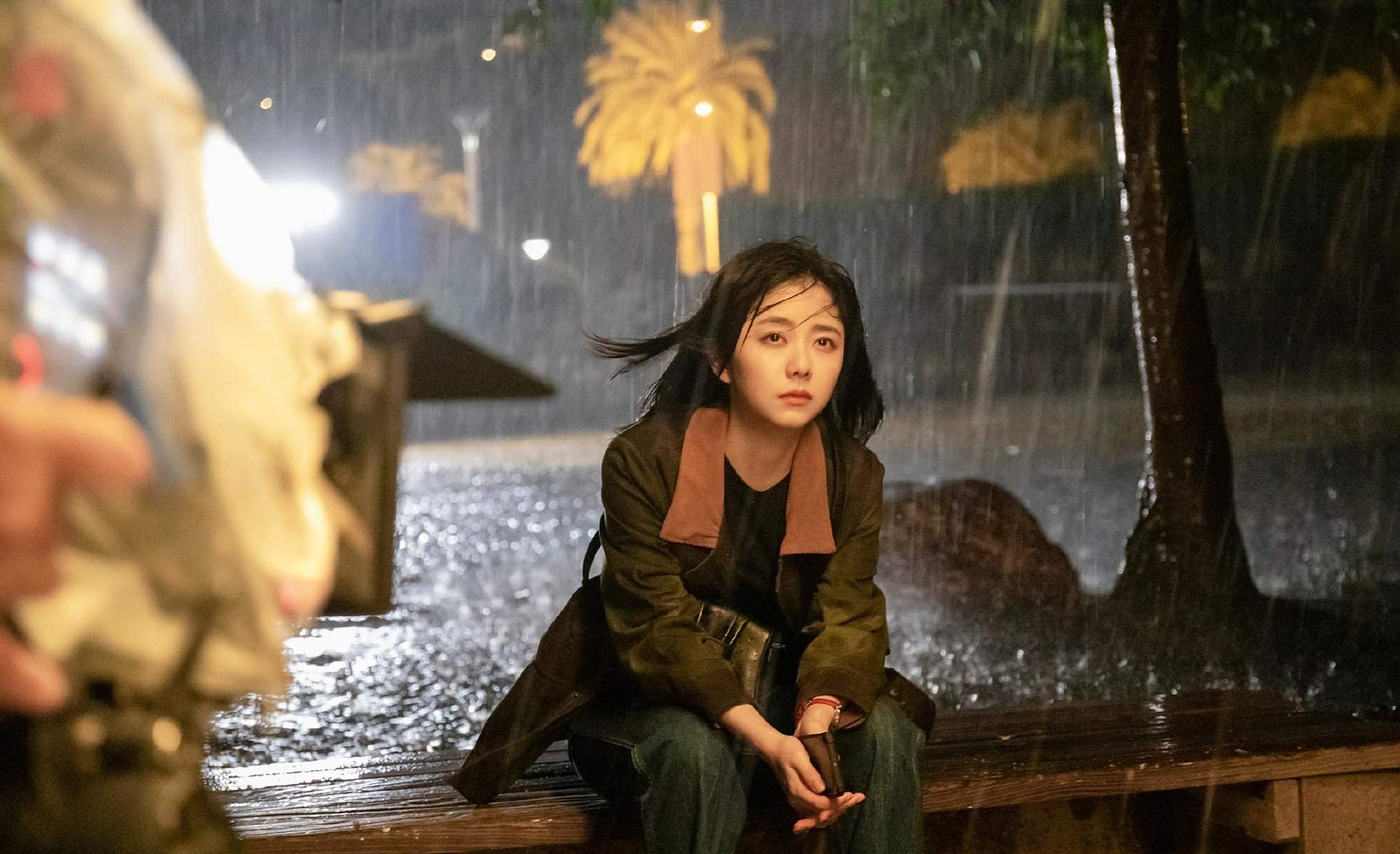 谭松韵的《迎风而行》开播几天了,热度和口碑都相当不错.