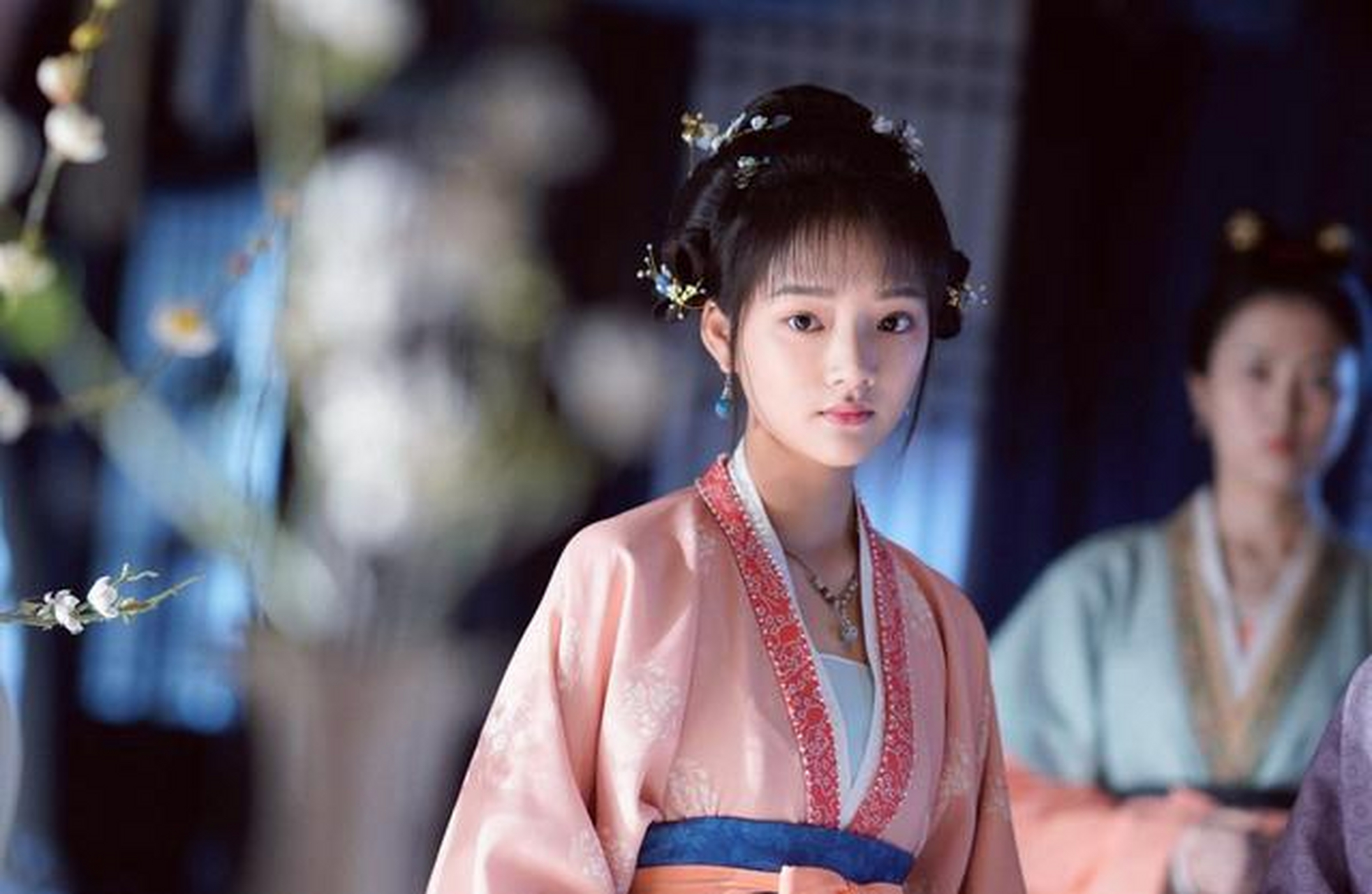 1080年,大宋的宝安公主病重,驸马竟然当着她的面,宠幸8个美貌小妾
