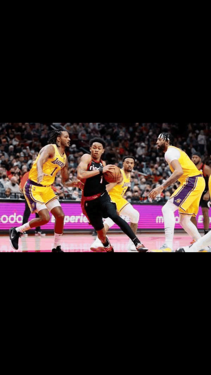 3,巴图姆,2年2200万美元; 不得不说,快船真是有钱,在拥有伦纳德,乔治