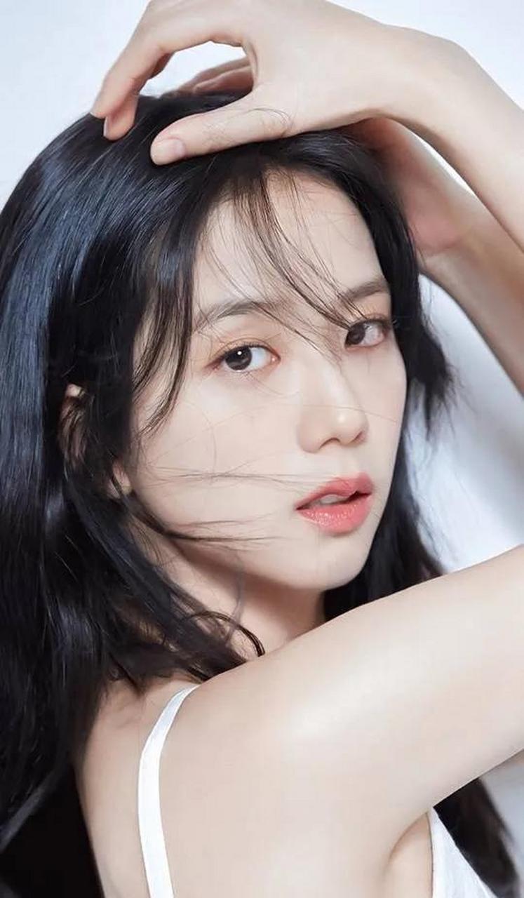 好俊俏的脸,明眸善睐,唇红齿白,是心动的感觉