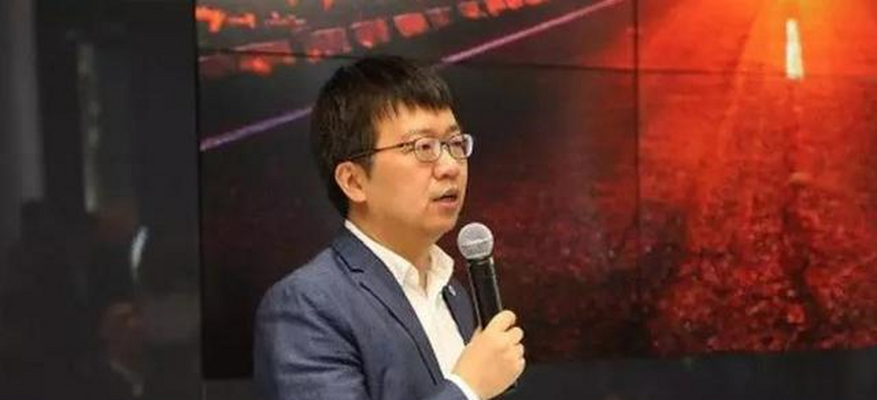 后来所有人都才明白,原来沈海寅也是ppt造车,目前ppt造车有两大风云