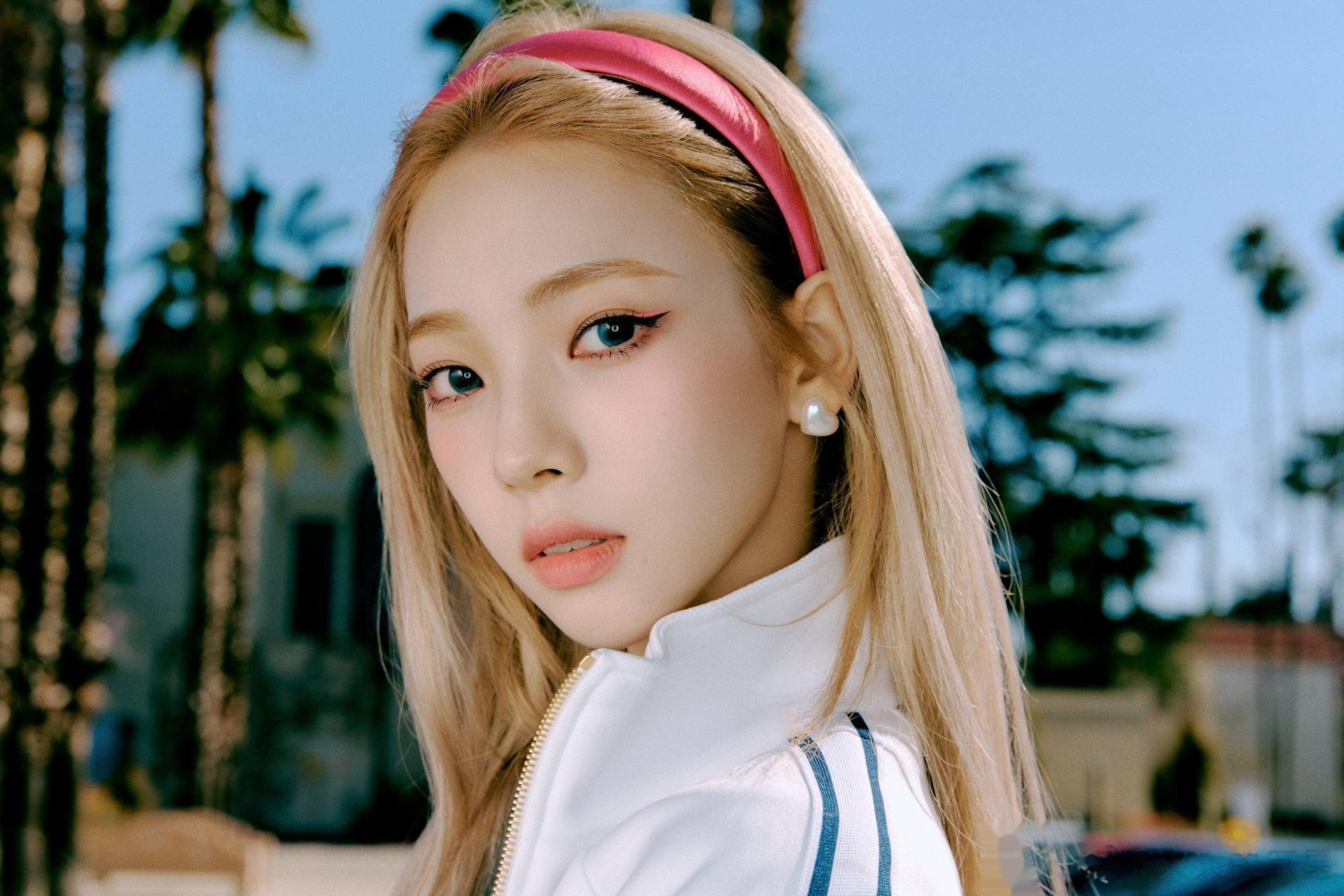 #aespa回归曲spicy概念照# 好美好亚好喜欢