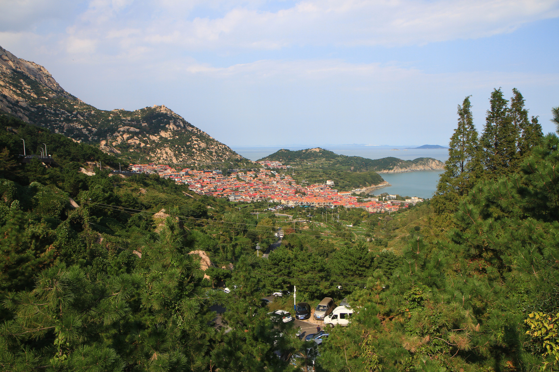 青山渔村,崂山脚下具有600年历史的渔村,观山看海尝海鲜.