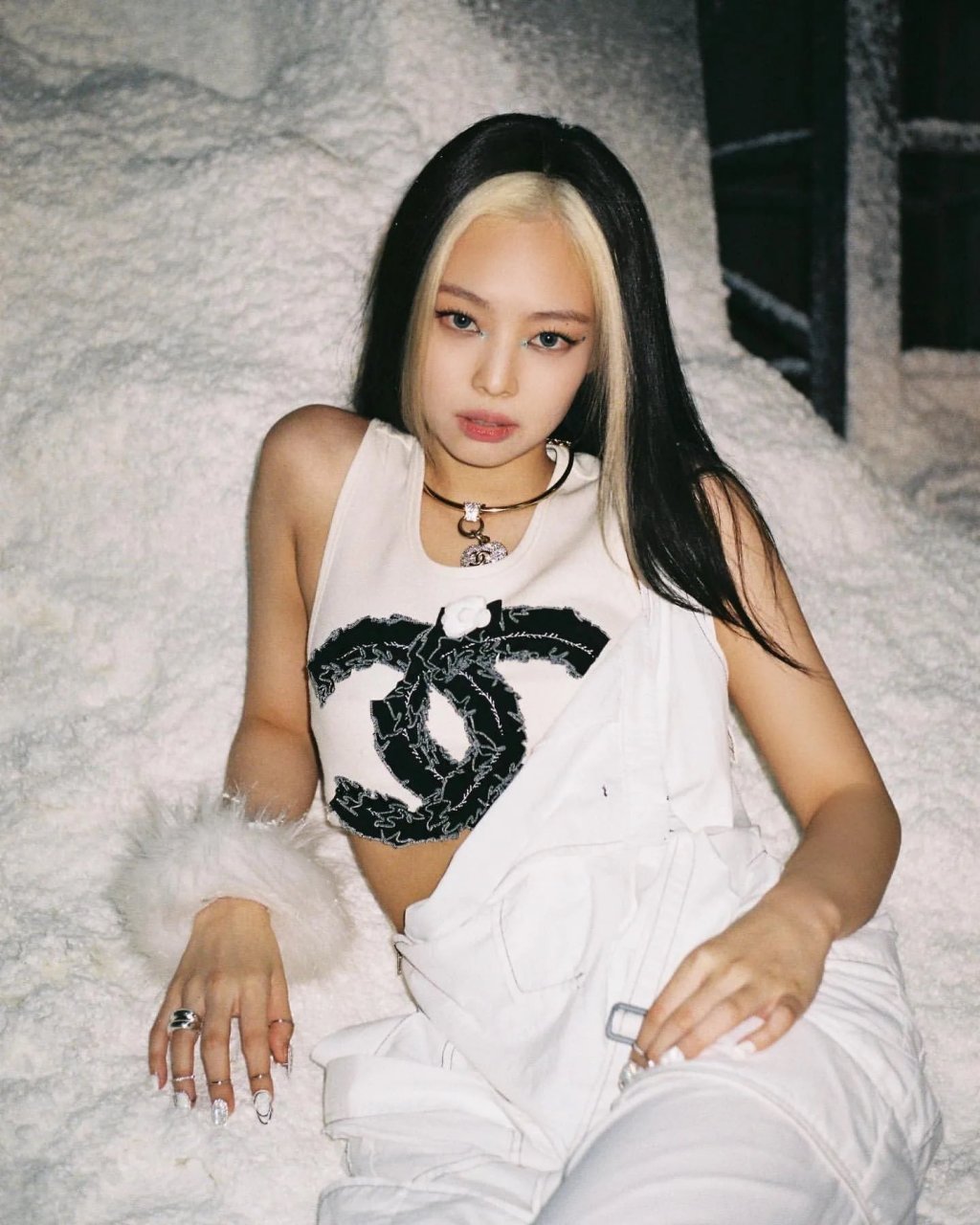 jennie 和戴文·青木确定会参加北京时间下周二早六点半举行的met