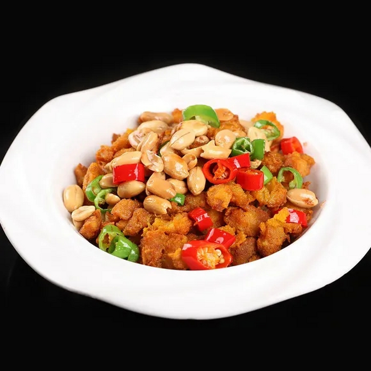 椒盐鸡中宝 鸡腿与鸡脚关节之间的一种脆骨, 人们称之为"鸡中宝"