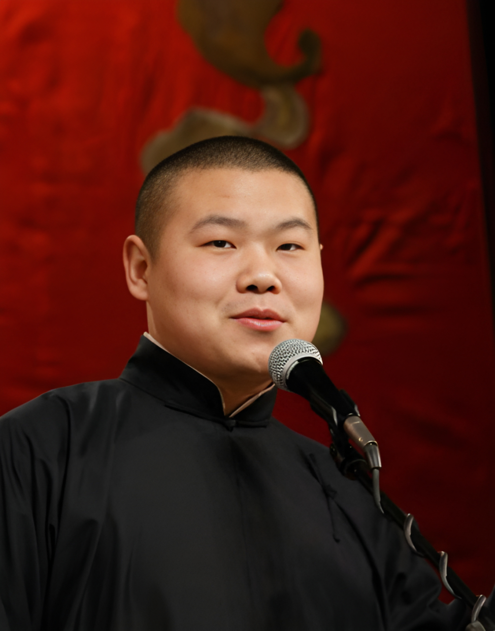 "  虽然岳云鹏成名后遇到了很多找他借钱的人,让他很困扰,但他还是有