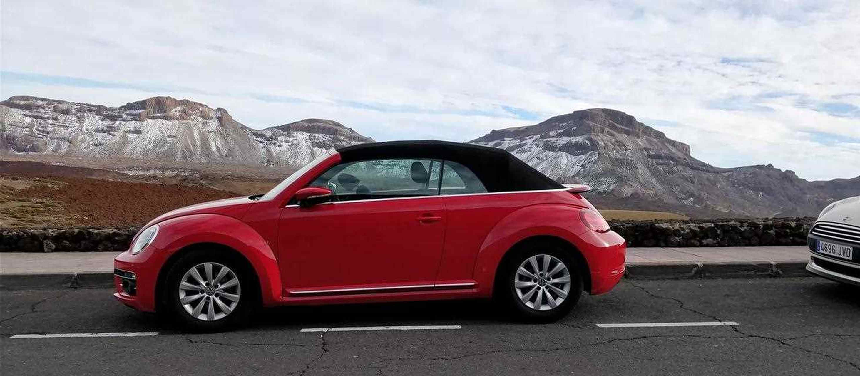 敞篷甲壳虫多少钱一辆(大众甲壳虫粉色敞篷车多少钱)