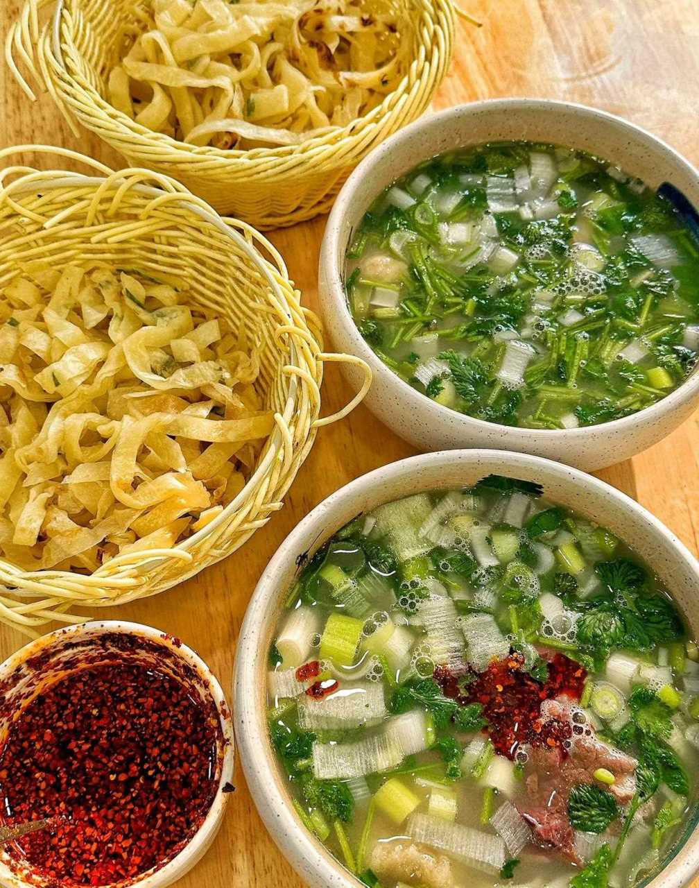 《关于我在郑州喝到了一碗正宗的洛阳牛肉汤》|||牛肉汤在洛阳喝过