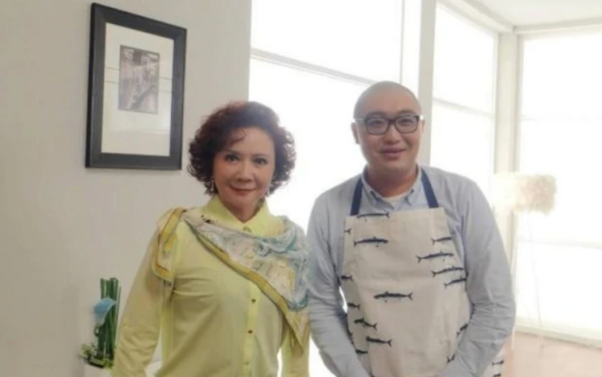 作为中国广播艺术团导演的丁秋星也自然对她有耳闻.