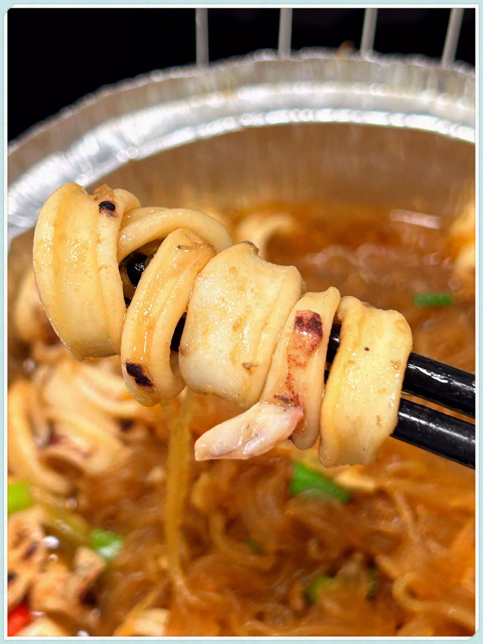 这道蒜蓉鱿鱼粉丝配上油空气炸锅的独特魔力,即刻让你感受到远超