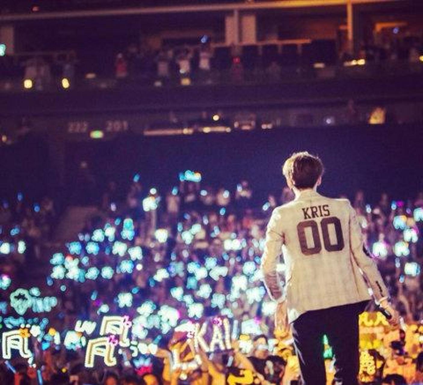 gif创作人# 原来昨天还是吴亦凡粉丝梅格妮的生日.