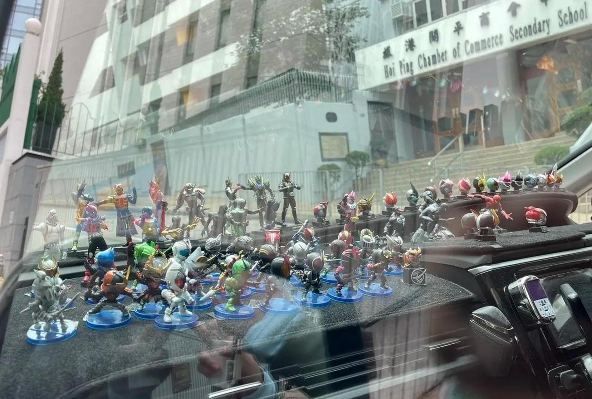 这是不是全网最齐的奥特曼家族合影了? 相信光的男人集合一下啊!