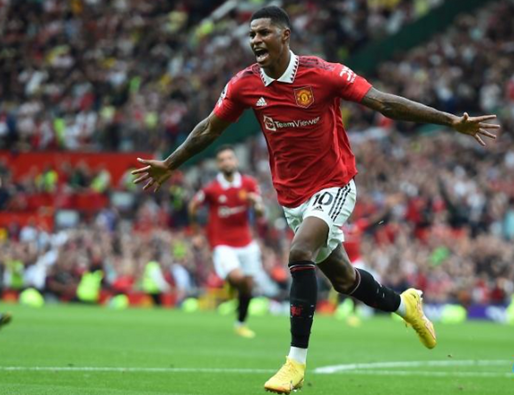 曼联和拉什福德在谈续约, 因为已经过去的赛季拉什福德表现优异