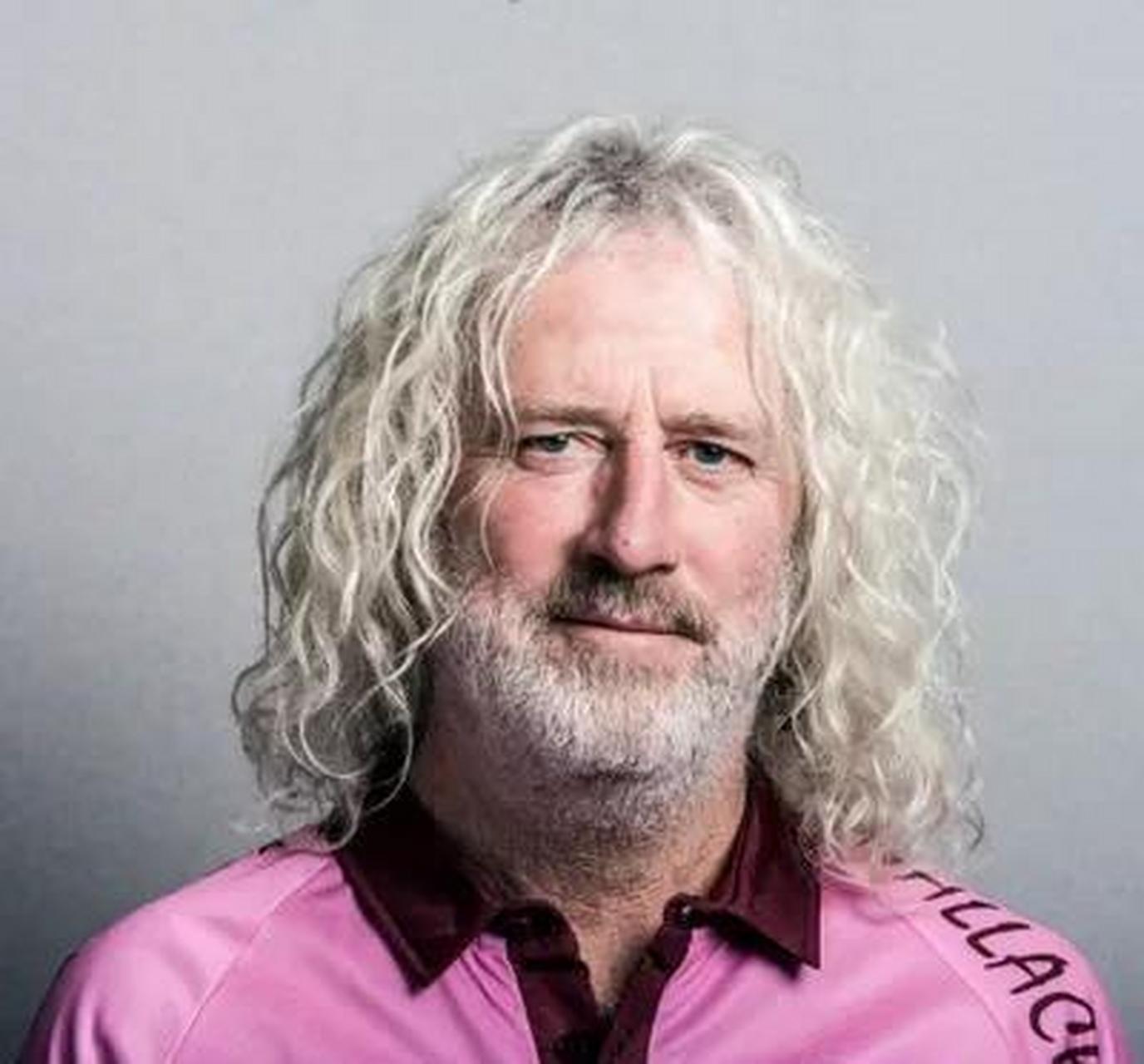 欧洲议会议员华莱士今天(4月13日)发文说:"现在,中国是联合国安理会