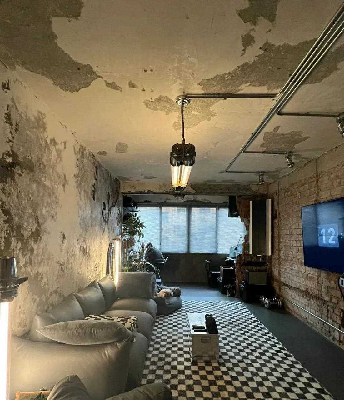 叙利亚风侘寂还是"丧尸风"其实好不好看是其次,至少个人能接受,主要是