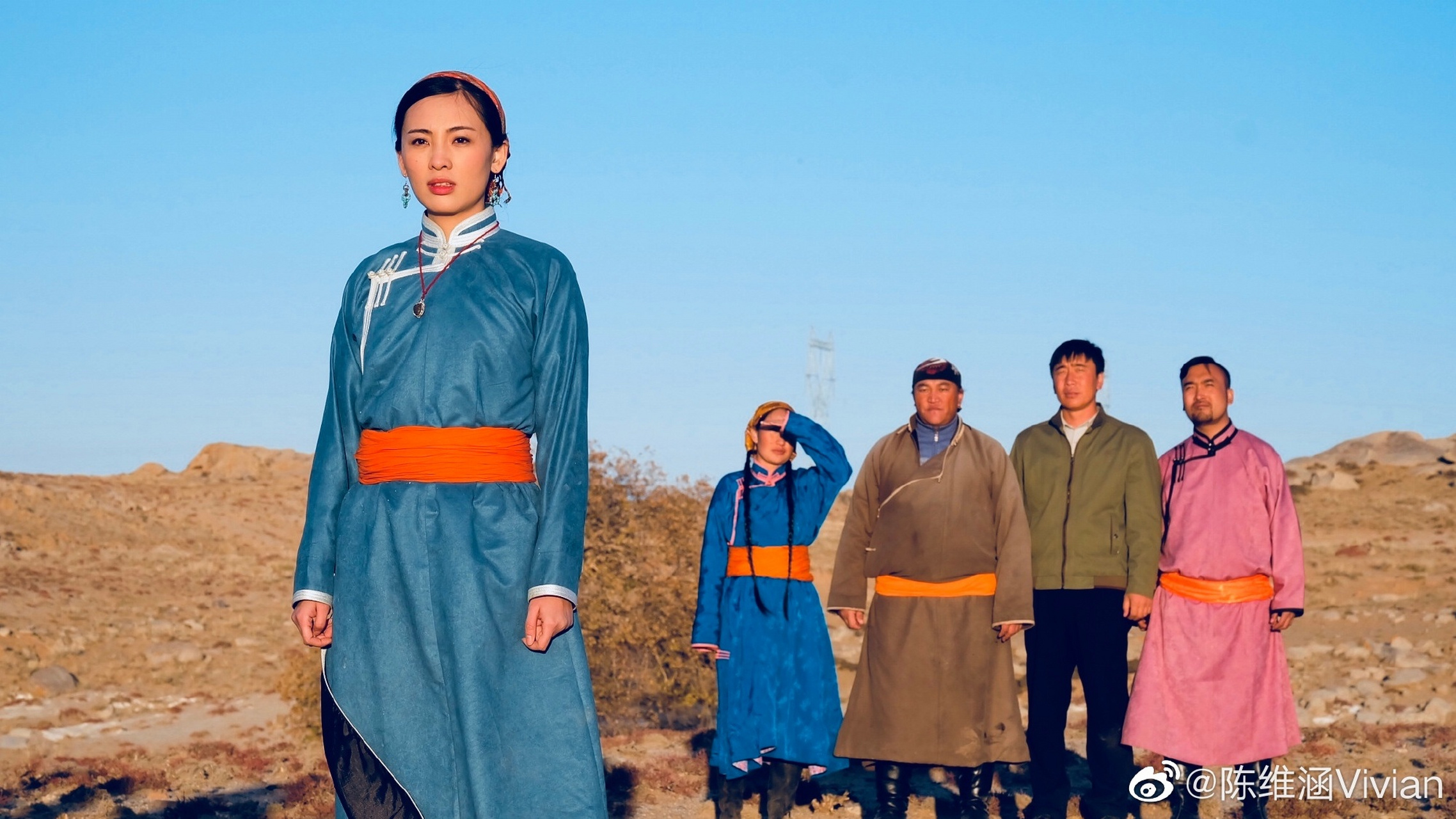 陈维涵# 演员陈维涵更新了社媒,"祝贺我们,祝贺宝音,想念草原".