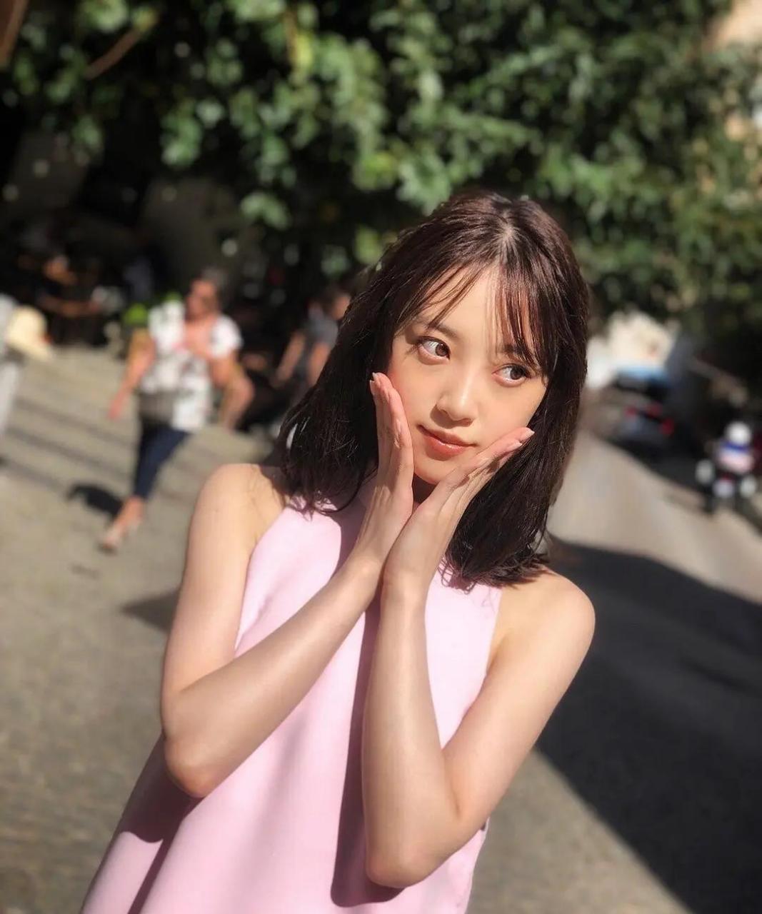 日本女子组合乃木坂46成员堀未央奈,摄影写真美图.