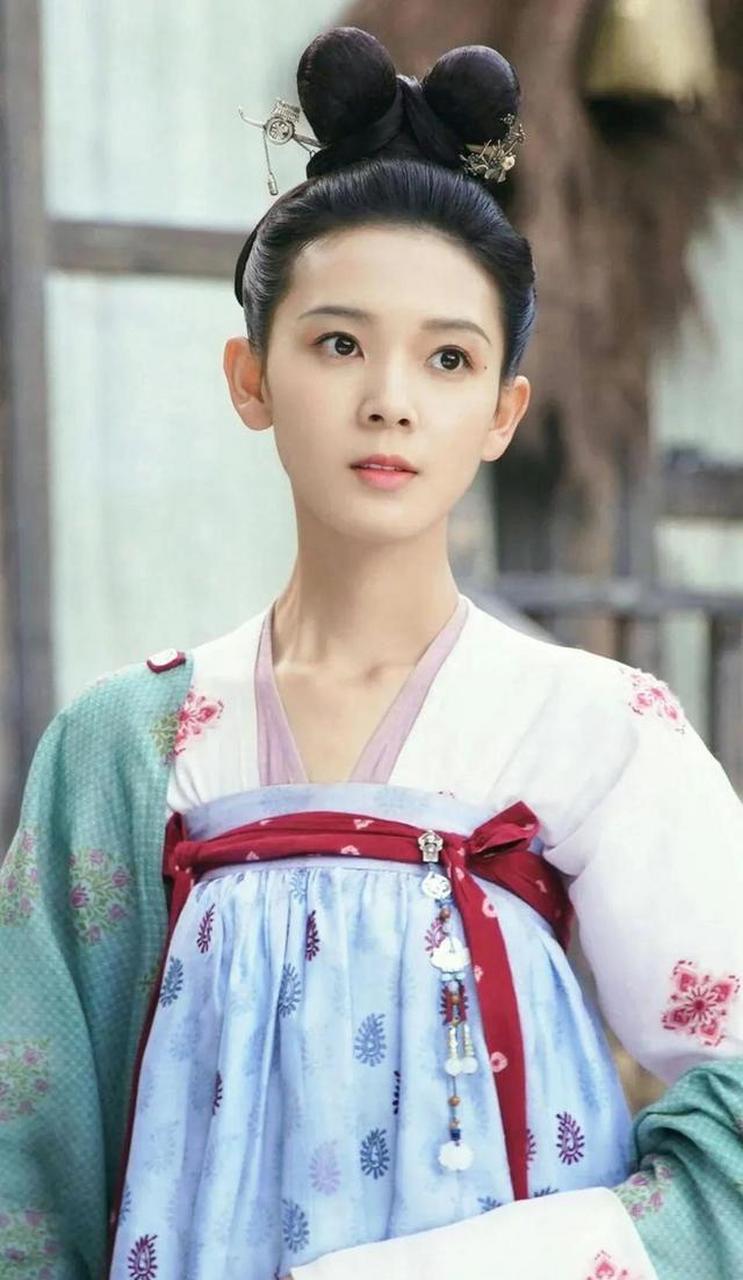 倾国倾城古装美女"陈瑶"