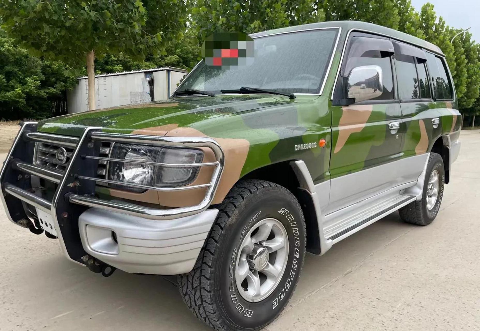 0的v6发动机.猎豹的多款车型都曾猎装过,最知名的就是猎豹黑金刚.