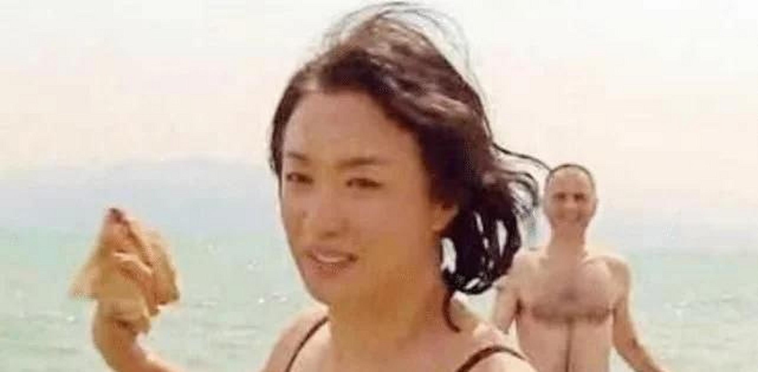 gif创作人# 金星"泳装照"罕见公开,看清她水中的素颜,男儿相公开太