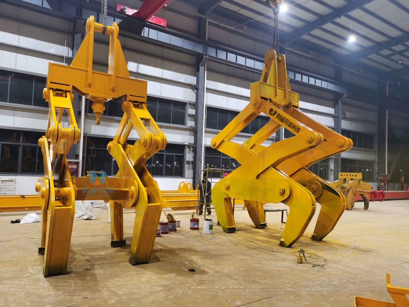 则盛吊装科技生产定制c型钢卷吊具,钢锭吊具,钢坯夹具,集装箱吊具