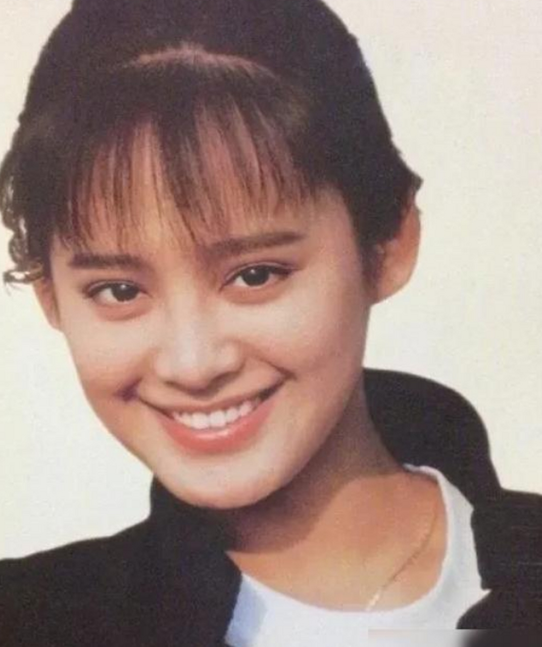 宁静竟然拍过猪饲料广告,年轻时候真有灵气