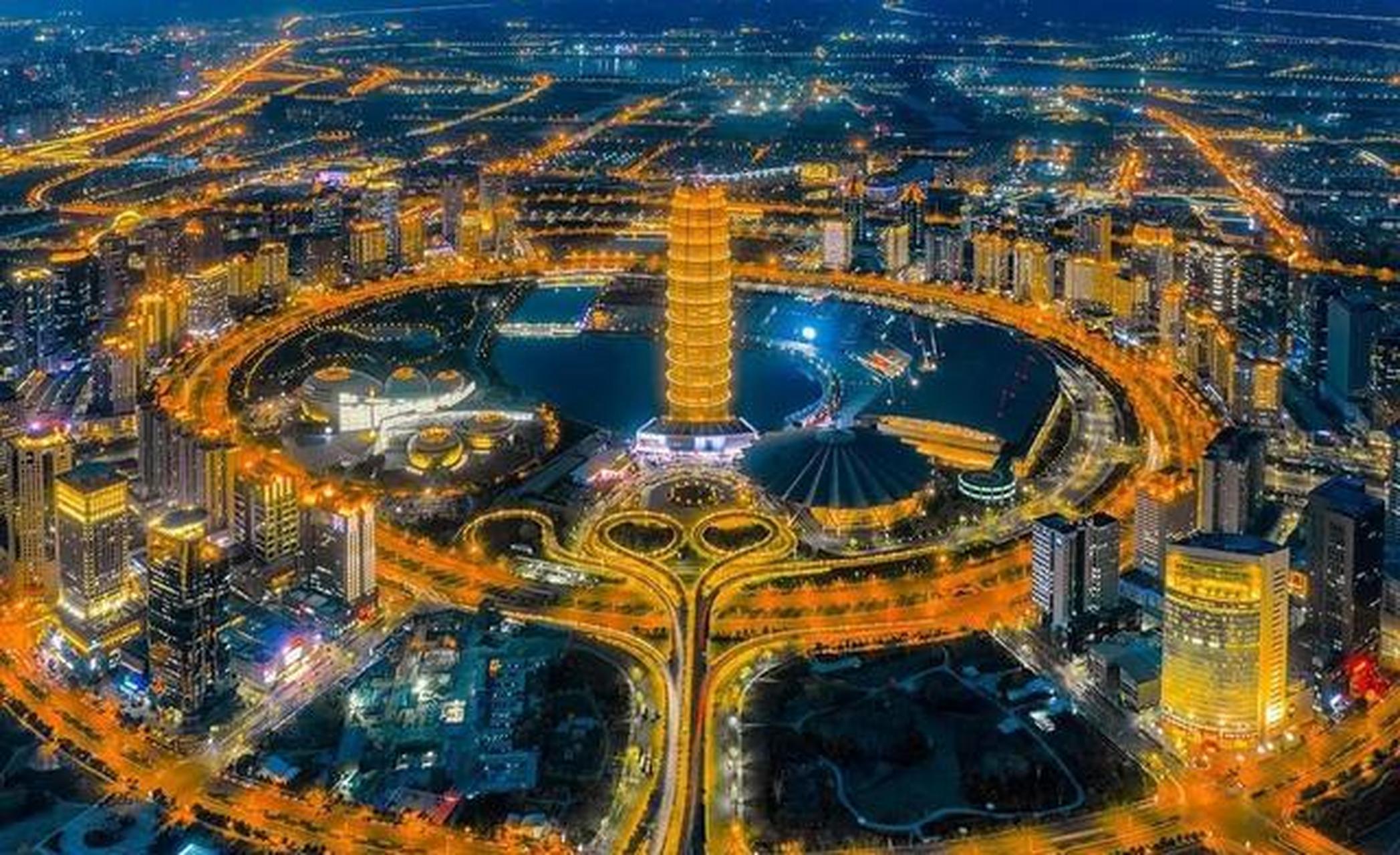 赵立坚转发郑州夜景图:祝愿河南风调雨顺
